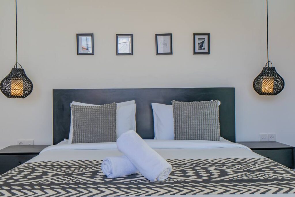 Bedroom Picture Frame Headboard