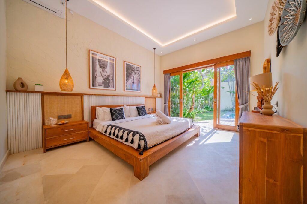 Bright Bedroom Garden Terrace View-lea2