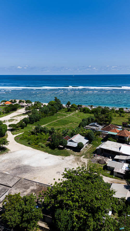 PANDAWA — rare beachfront land with freehold and leasehold title options — Pandawa, Bali (photo 1)