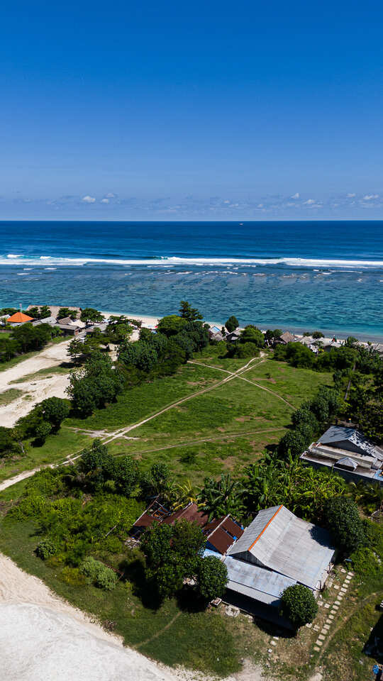 PANDAWA — rare beachfront land with freehold and leasehold title options — Pandawa, Bali (photo 2)