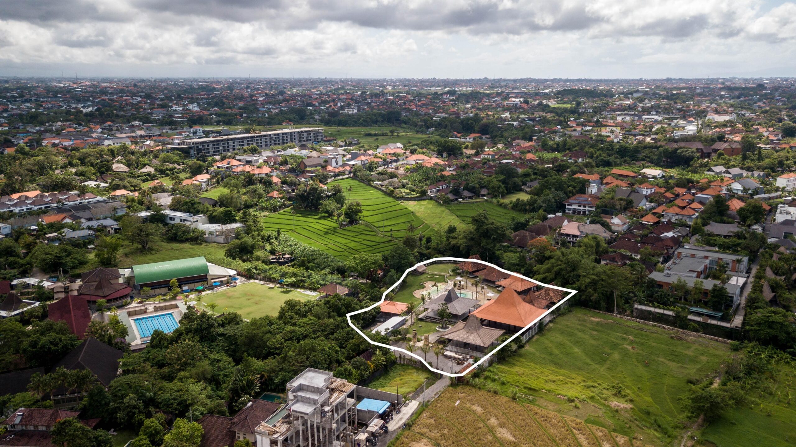 BERAWA — 6,300 sqm W-2 tourism subzone, development-ready — Berawa, Bali (photo 3)