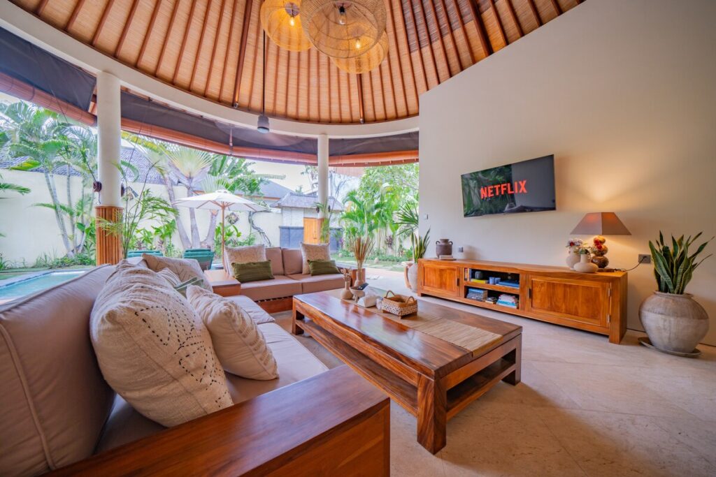 Tropical Living Bamboo Ceiling-lea2