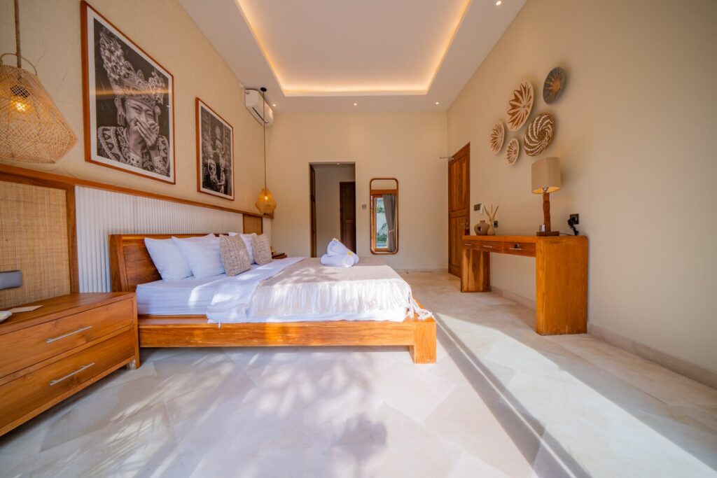 Welcoming Bedroom Natural Light-lea2