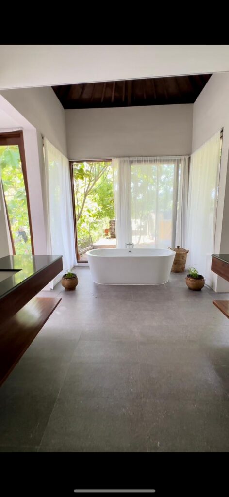 STUNNING KATCHA VILLA IN JIMBARAN, 5 Bedrooms On Huge land In South Bali