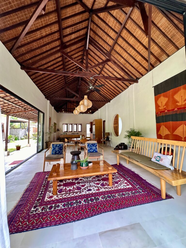 STUNNING KATCHA VILLA IN JIMBARAN, 5 Bedrooms On Huge land In South Bali
