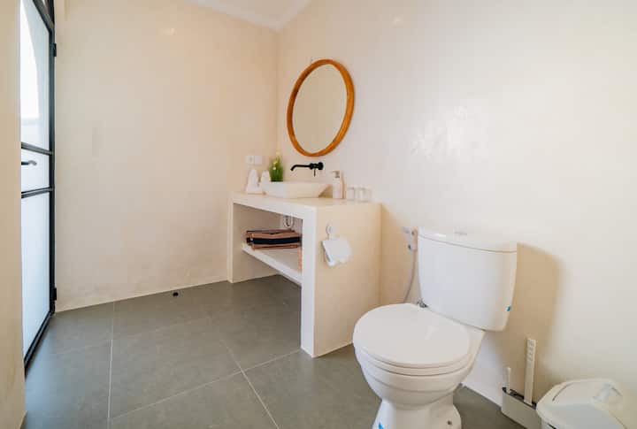 malea-Bathroom Round Mirror Minimal White