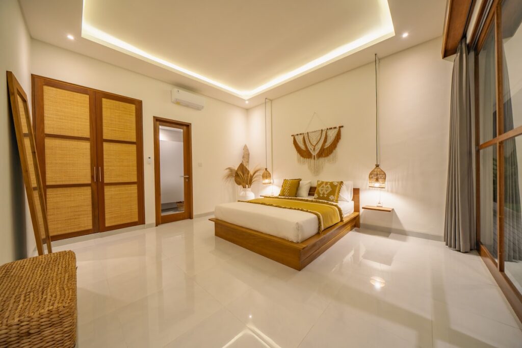 swiss-Bedroom with glass doors