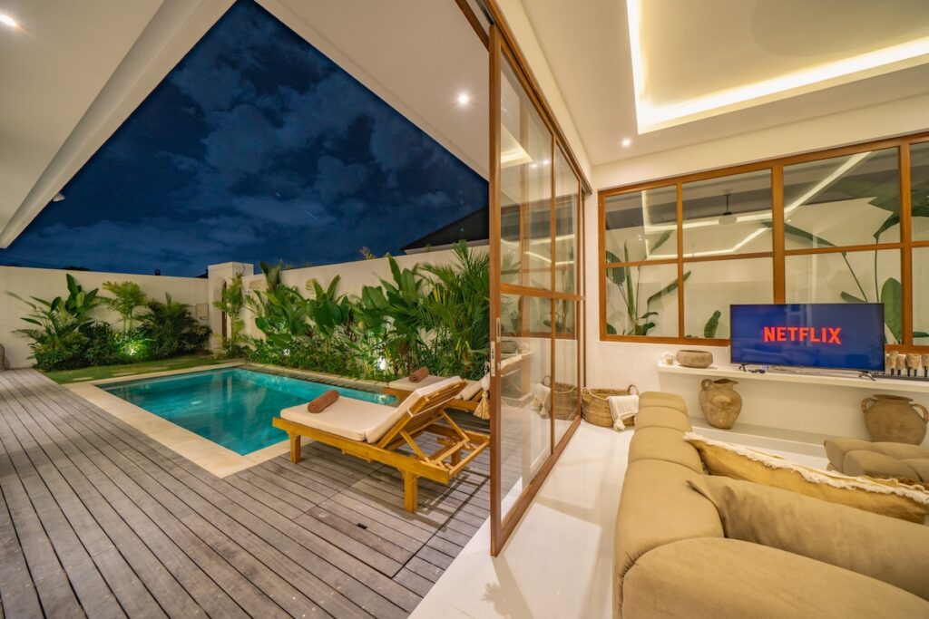 swiss-Pool terrace evening lounge