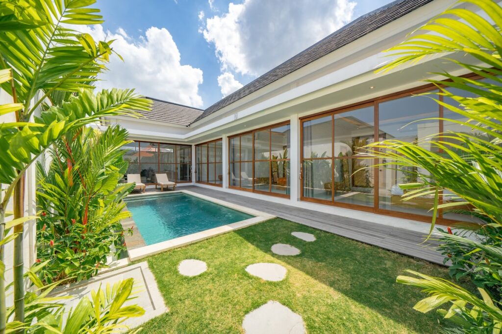 swiss-Villa pool and garden view